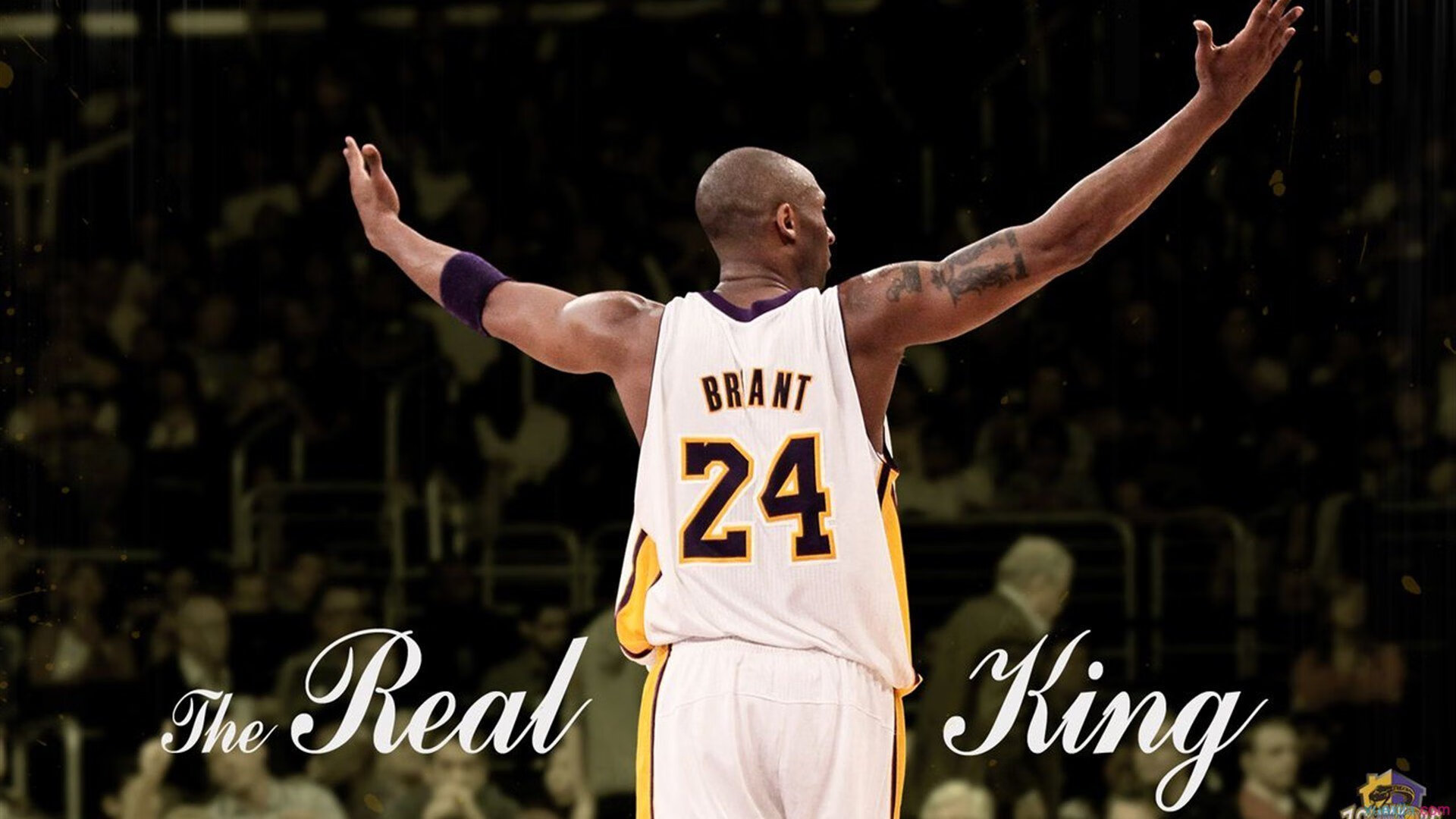 随机健康足球理念深入人心，校园体育生活面貌持续改善，校园足球的理念