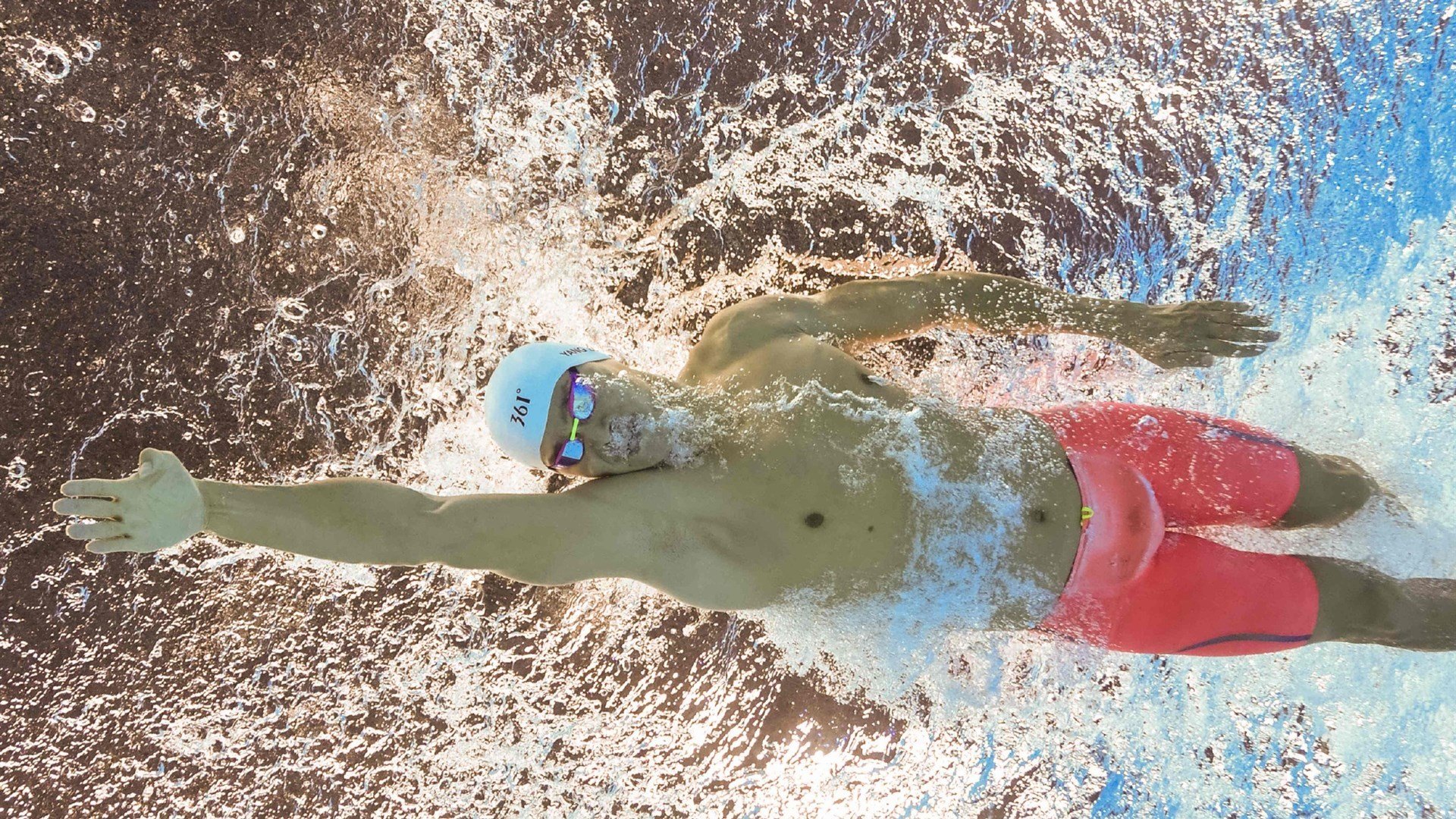 随机塞内加尔马术协会举办“马术与文化”展览，展示马术与塞内加尔传统文化的融合。